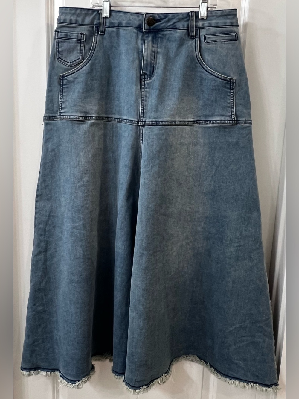 EUC Women’s Vintage Y2K Style J Denim Midi Skirt, 14